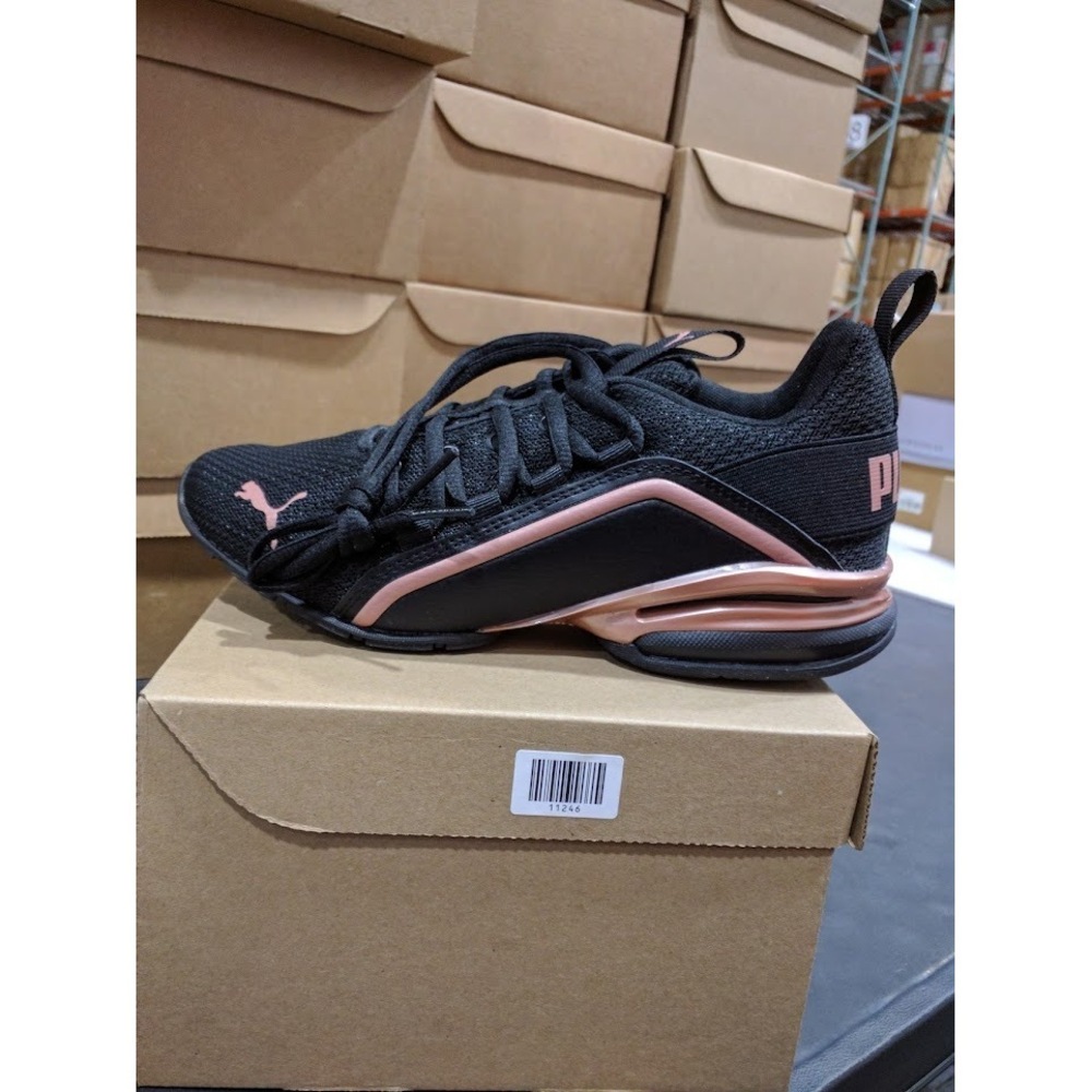 PUMA Womens Axelion Running Shoe, Puma Black-Rose Gold, 6